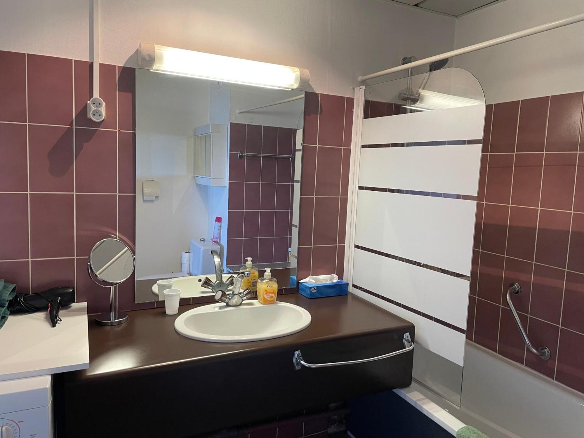 Au Rythme Des Ferrys Appartement Calais Buitenkant foto