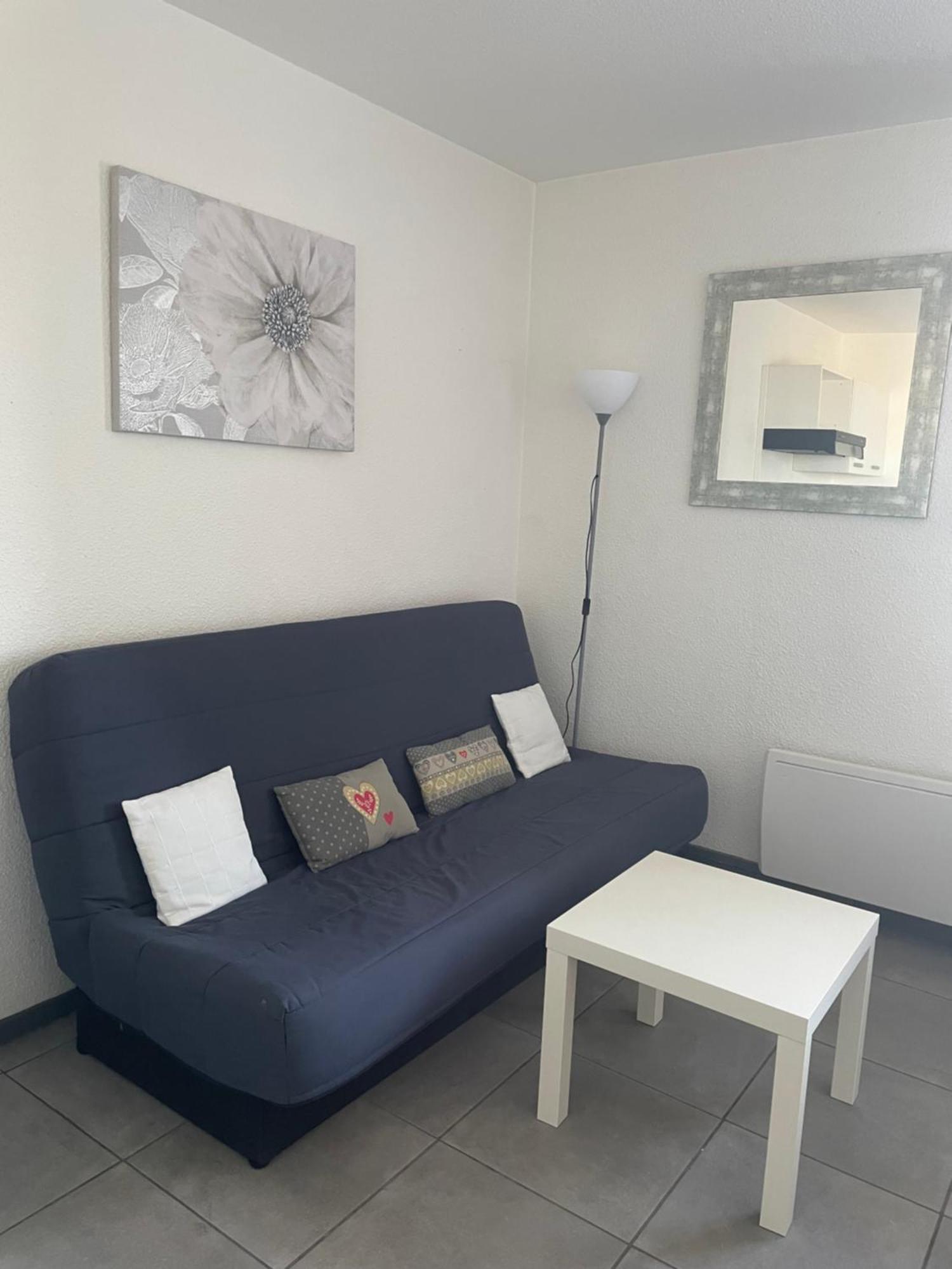 Au Rythme Des Ferrys Appartement Calais Buitenkant foto